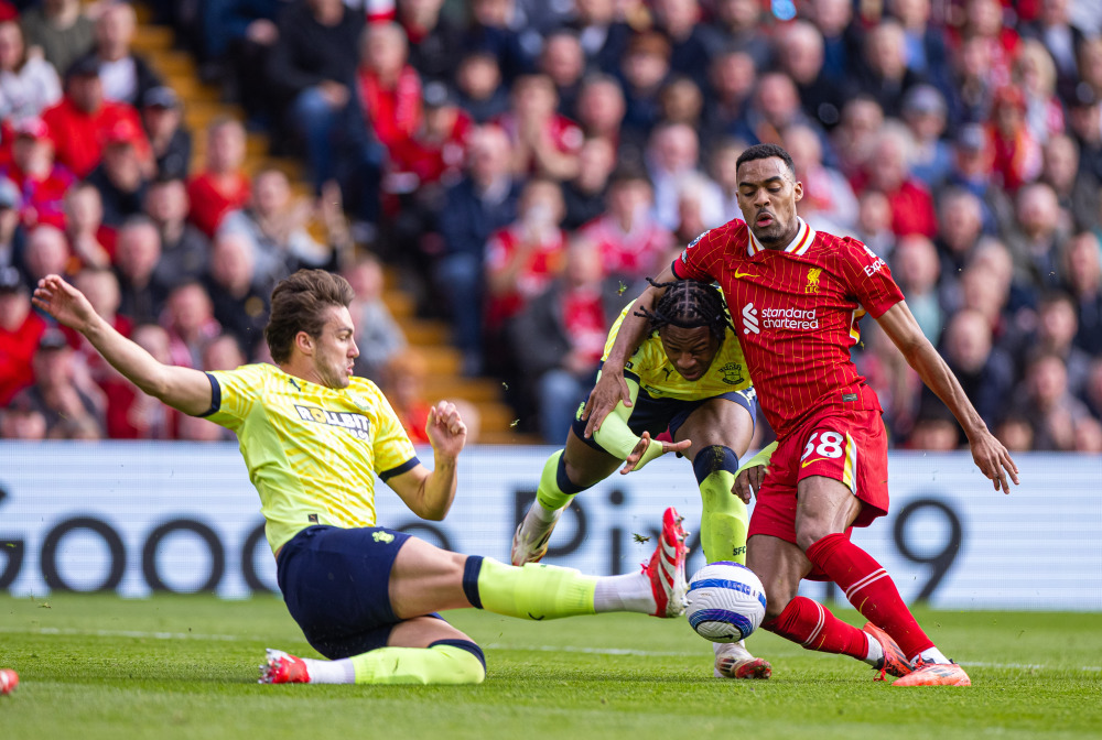 [德甲]从主裁判视角看一场德甲赛事