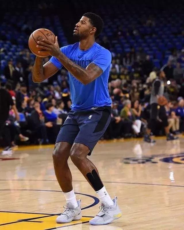 刚刚,浙江一地发布紧急排查通告!多地发布防疫最新通知：非必要不出市