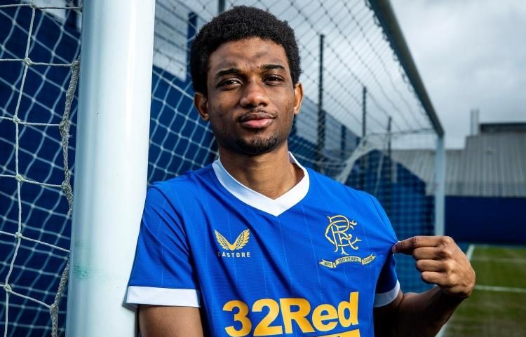 漂洋过海去执教——记意大利短道速滑队主教练齐梦瑶