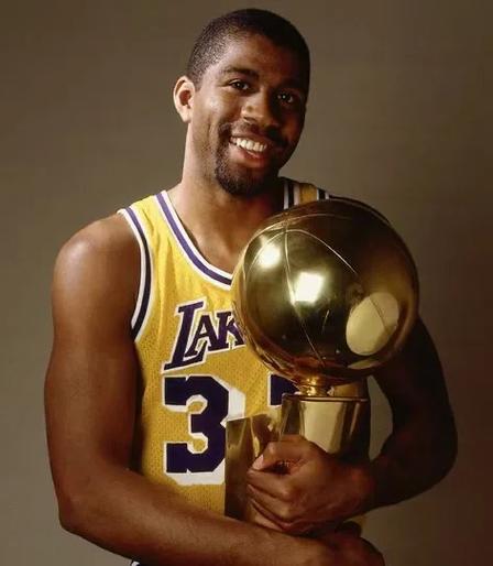 意大利杯战报：小图拉姆梅开二度，国际米兰5-1威尼斯